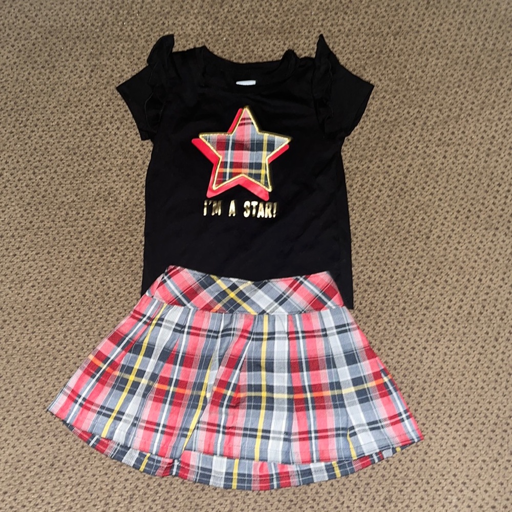 Garanimals toddker skirt set. 3T